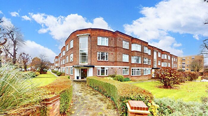 2 Bedroom Flat To Rent In Oaklands, Argyle Road, Northfields, W13