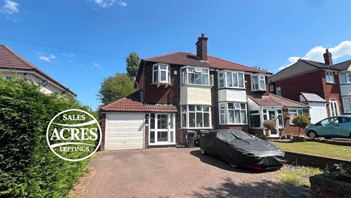 3 Bedroom Semi Detached House For Sale In Sutton Oak Road, Streetly, Sutton Coldfield, B73