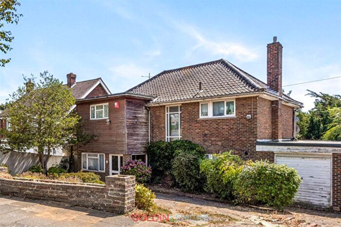 4 Bedroom Detached House For Sale In Hill Brow, Hove, BN3