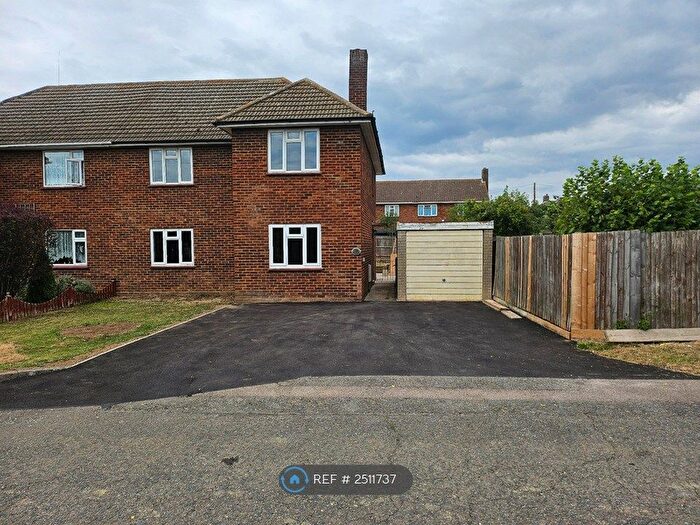 3 Bedroom Semi-Detached House To Rent In Scott Avenue, Shortstown, Bedford, MK42