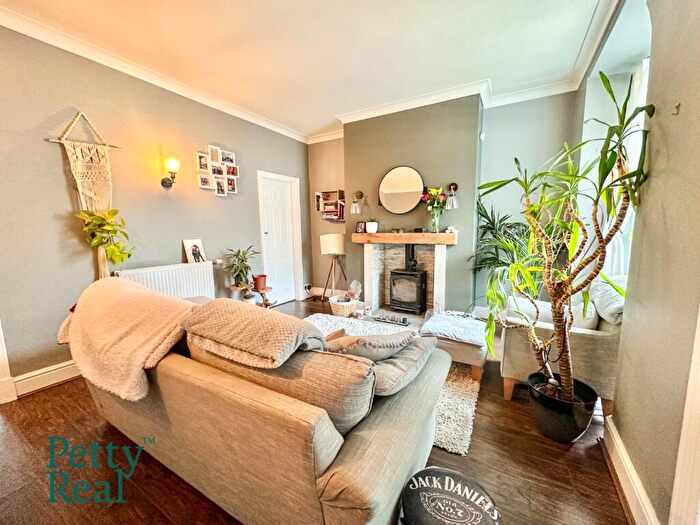 2 Bedroom Terraced House For Sale In Bruce Street, Barnoldswick, BB18