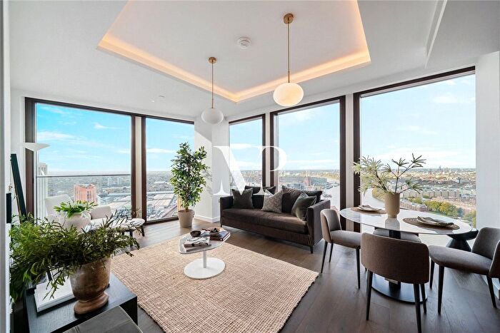 2 Bedroom Flat To Rent In One Thames City, London, SW8