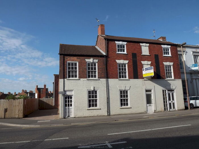 2 Bedroom Flat To Rent In Lombard Street, Newark, NG24