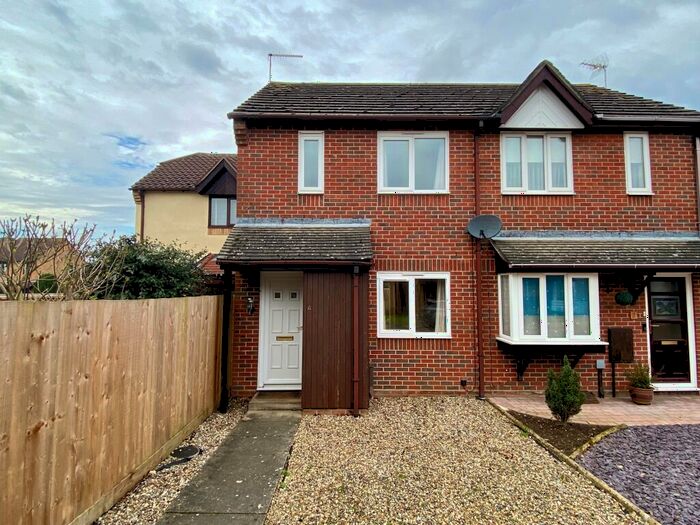 2 Bedroom Semi-Detached House To Rent In Orchard Close, Elmswell, IP30