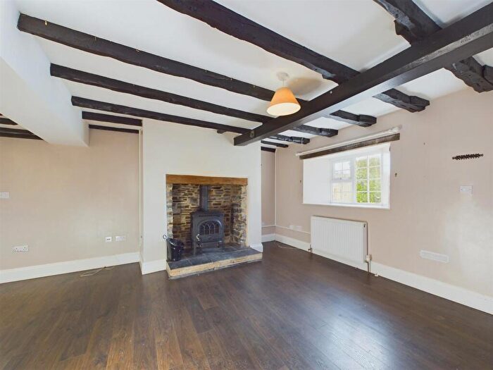 3 Bedroom Detached House To Rent In Liftondown, Lifton, PL16