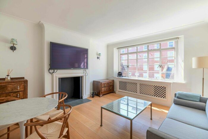 2 Bedroom Flat To Rent In Sloane Street, Knightsbridge, SW1X
