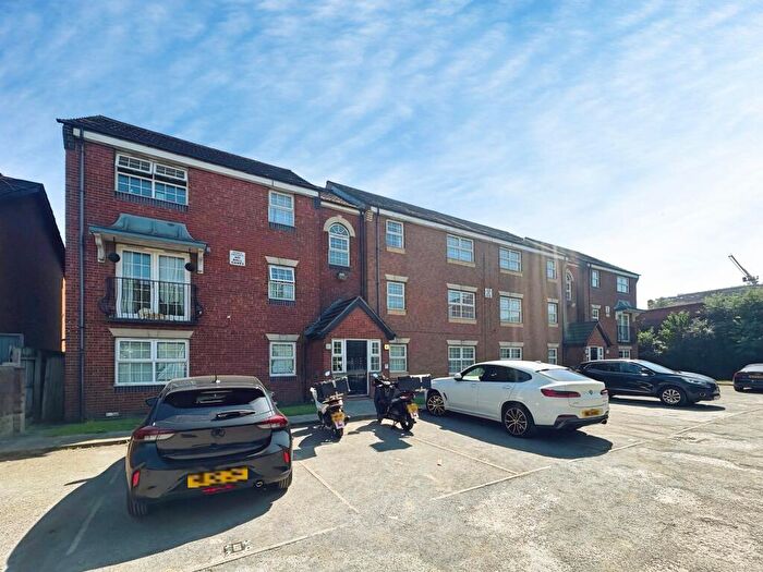 2 Bedroom Flat To Rent In Francine Close, Liverpool, L3