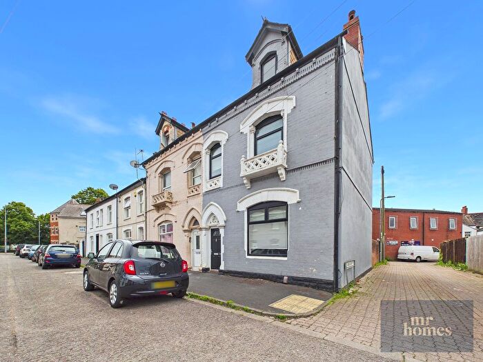 5 Bedroom Terraced House For Sale In Amherst Street, Grangetown, Cardiff, CF11