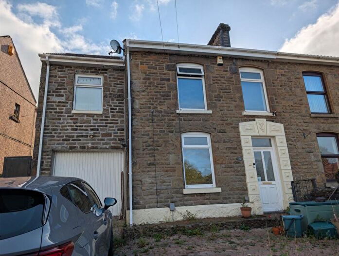 3 Bedroom Semi Detached House For Sale In Frederick Place, Llansamlet, Swansea, SA7