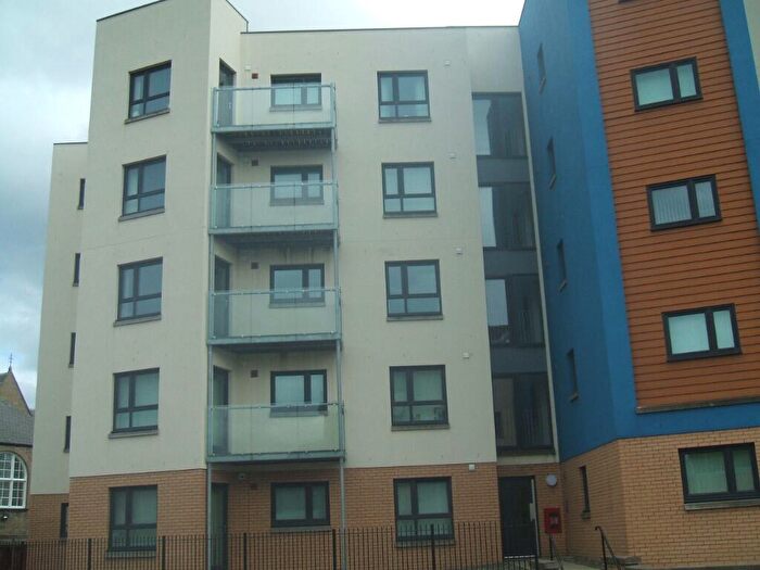 2 Bedroom Flat To Rent In Bellfield Street, Dundee, DD1