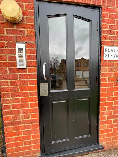 1 Bedroom Flat To Rent In Streamside Close, London, N9