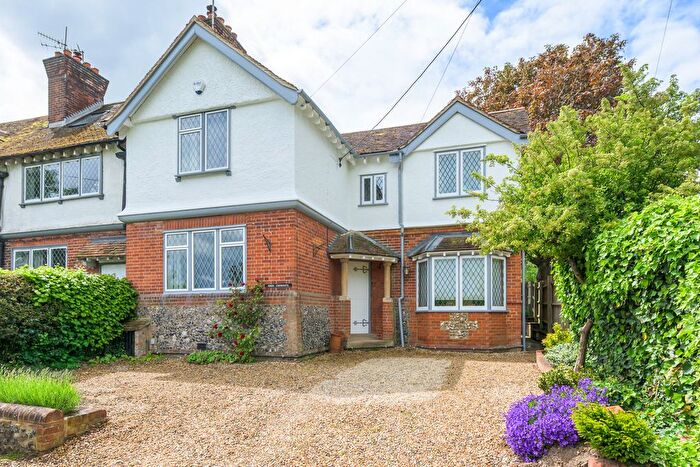4 Bedroom Semi-Detached House For Sale In Church Road, Little Marlow, SL7