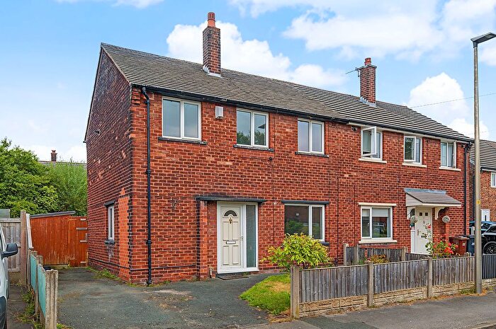 3 Bedroom Semi-Detached House For Sale In Grasmere Avenue, Hindley, WN2