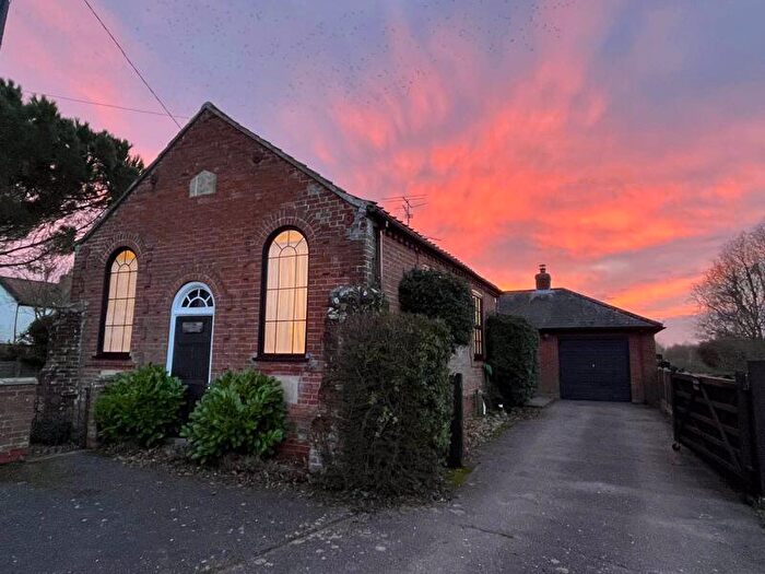 3 Bedroom Detached Bungalow For Sale In Dale Road, Stanton, IP31