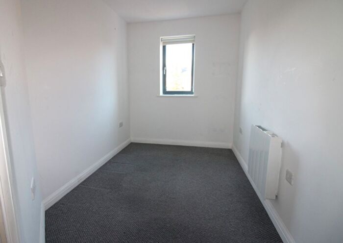 2 Bedroom Flat For Sale In Castle Road, Kidderminster, DY11