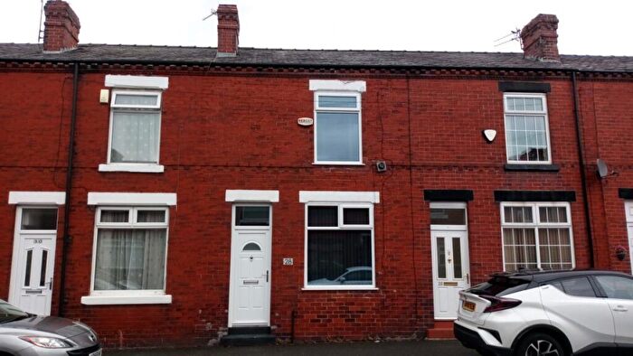 2 Bedroom Terraced House To Rent In Alexandra Road, M28