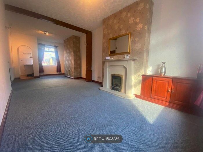 Houses To Rent In Swinton M27