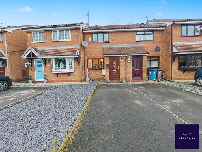 2 Bedroom Terraced House For Sale In Brookfold, Failsworth, Manchester, M35