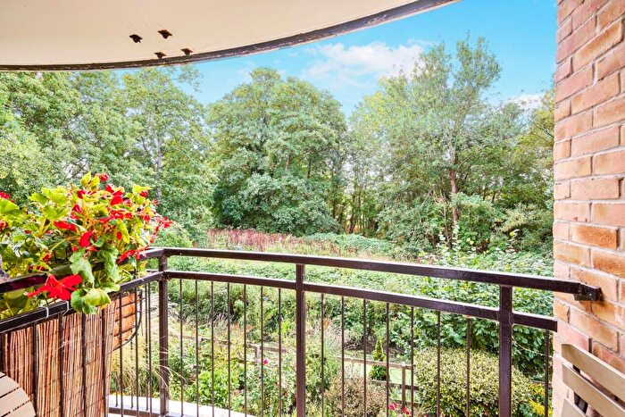 1 Bedroom Apartment For Sale In Waterside Court (St Neots), St Neots, PE19