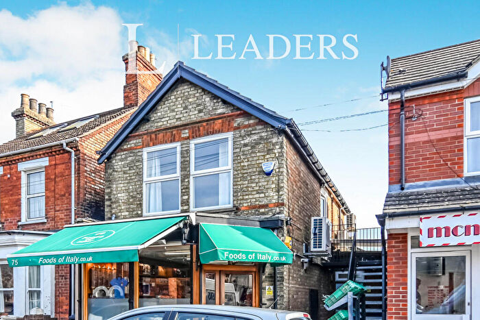 2 Bedroom Flat To Rent In Bower Street, Bedford, MK40