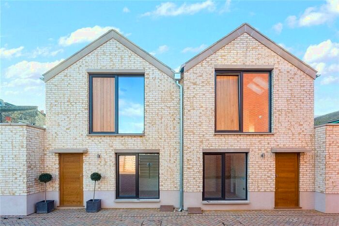 3 Bedroom Terraced House To Rent In Willow Vale, London, W12