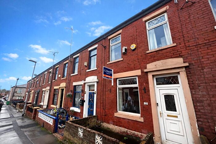 2 Bedroom Terraced House For Sale In Mowbray Street, Castleton, Rochdale, OL11
