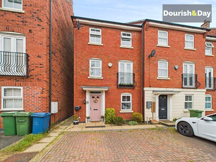 4 Bedroom Terraced House For Sale In Horton Drive, Stafford, ST16