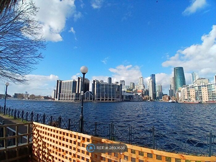 2 Bedroom Flat To Rent In Whiteadder Way, London, E14
