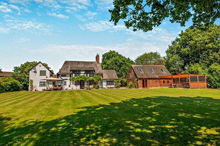 3 Bedroom Detached House For Sale In Cutbush Lane, Lower Earley, Reading, Berkshire, RG6