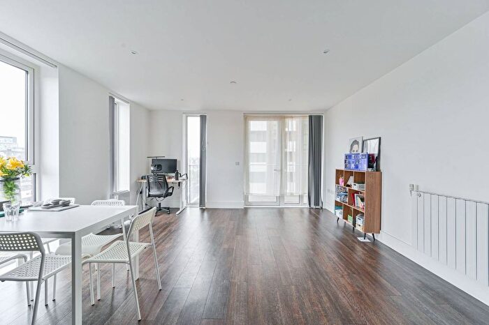 2 Bedroom Flat For Sale In Compton House, Woolwich Riverside, London, SE18
