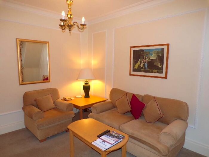 1 Bedroom Flat To Rent In Union Grove, First Floor, AB10