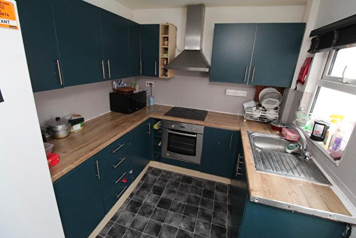 5 Bedroom Flat To Rent In Montpelier Road, Dunkirk, Nottingham, NG7