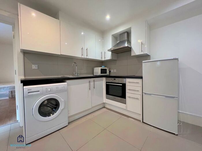 Studio To Rent In Tottenham Lane, London, N8