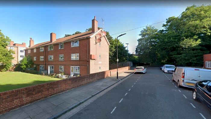 1 Bedroom Flat To Rent In Shakspeare Walk, London, N16