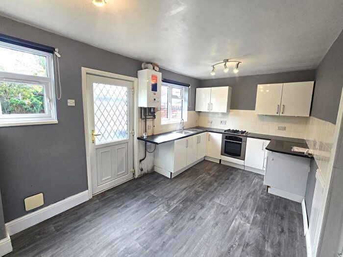 2 Bedroom End Of Terrace House To Rent In Oakfield Road, Market Drayton, TF9