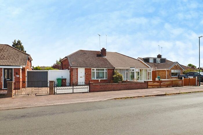 2 Bedroom Bungalow For Sale In Brookthorpe Way, Silverdale, Nottingham, NG11