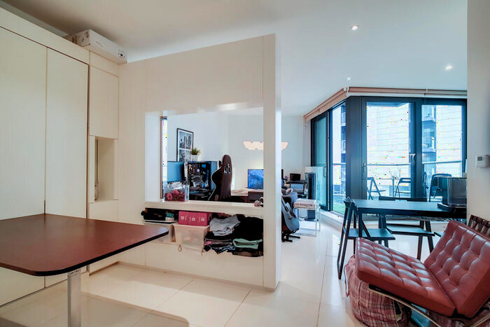 Apartment To Rent In Baltimore Wharf, London, E14