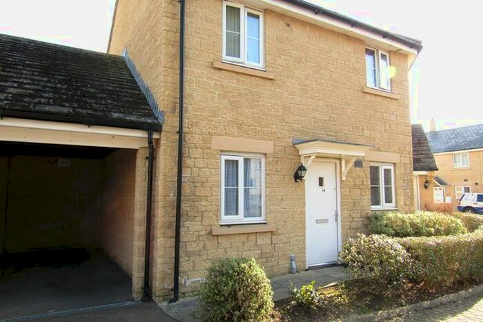 2 Bedroom Maisonette To Rent In Butterfield Court, Bishops Cleeve, Cheltenham, GL52