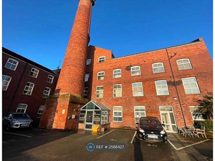 2 Bedroom Flat To Rent In Commercial Street, Morley, LS27