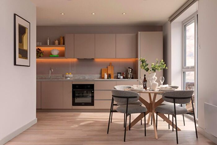 Apartment To Rent In Ocean Drive, Edinburgh, EH6