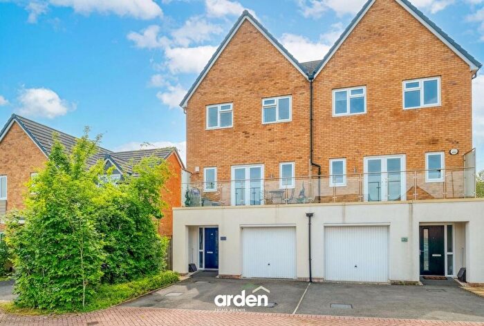 4 Bedroom Semi-Detached House For Sale In Skylark Street, Cofton Hackett, B45