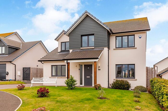 4 Bedroom Detached House For Sale In Mcleod Green, North Berwick, EH39