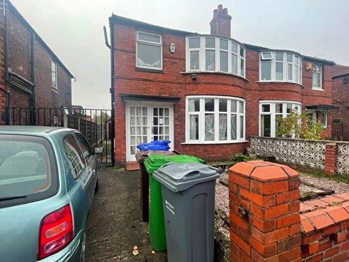 5 Bedroom Private Halls To Rent In School Grove (), Withington, Manchester, M20