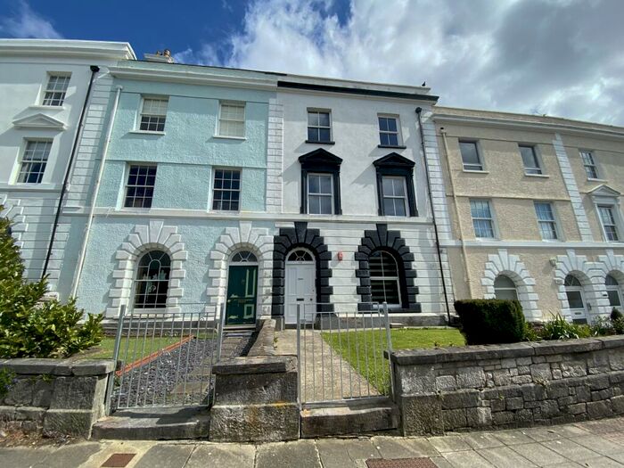 2 Bedroom Flat To Rent In Molesworth Road, Stoke, Plymouth, PL3