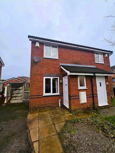 2 Bedroom Semi-Detached House To Rent In Leonards Close, Liverpool, Huyton, L36