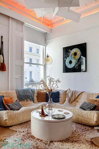 2 Bedroom Flat For Sale In Cavendish Place, Brighton, BN1