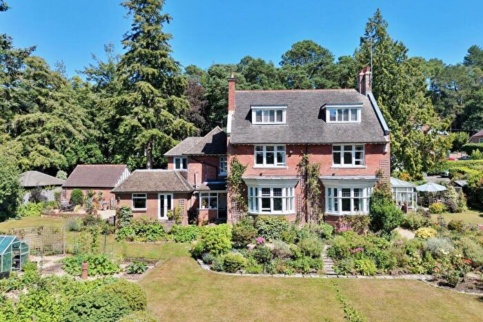 6 Bedroom Detached House For Sale In Lower Golf Links Road, Broadstone, BH18