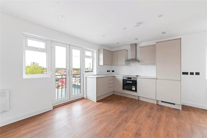 1 Bedroom Apartment To Rent In Central Road, Morden, SM4