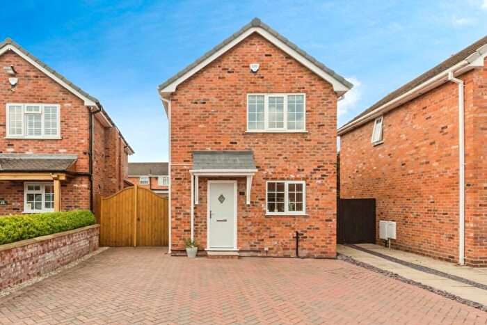 2 Bedroom Detached House For Sale In Ridley Close, Hough, Crewe, Cheshire, CW2