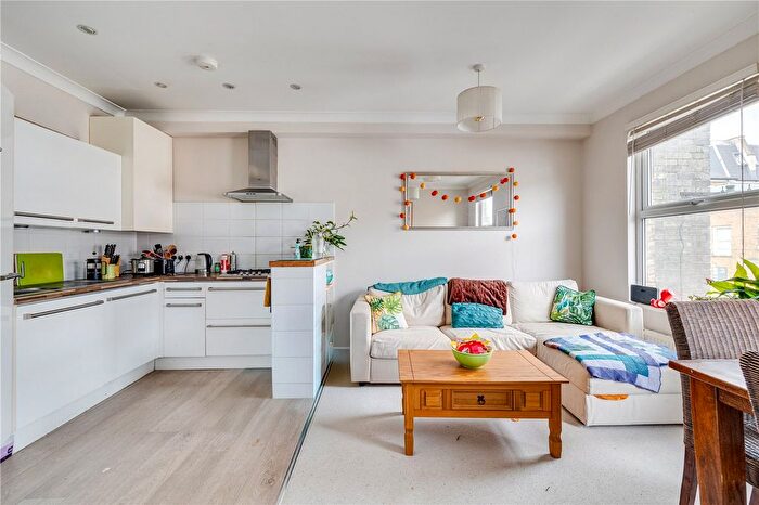 3 Bedroom Flat To Rent In Delorme Street, London, W6